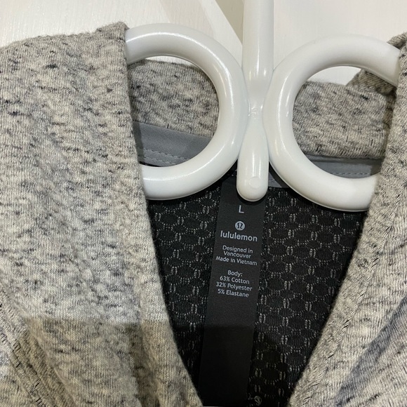 3 lululemon hoodies size L - Picture 4 of 4